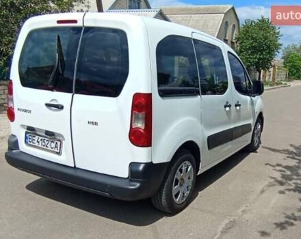 Белый Пежо Partner, объемом двигателя 1.56 л и пробегом 244 тыс. км за 5800 $, фото 3 на Automoto.ua