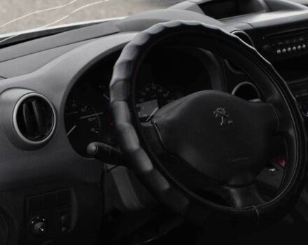 Білий Пежо Partner, об'ємом двигуна 1.6 л та пробігом 180 тис. км за 5350 $, фото 7 на Automoto.ua