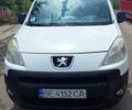 Белый Пежо Partner, объемом двигателя 1.56 л и пробегом 244 тыс. км за 5800 $, фото 1 на Automoto.ua
