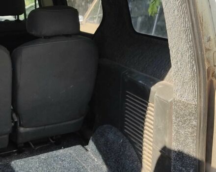 Белый Пежо Partner, объемом двигателя 1.6 л и пробегом 180 тыс. км за 4184 $, фото 6 на Automoto.ua