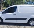 Белый Пежо Partner, объемом двигателя 1.6 л и пробегом 350 тыс. км за 5800 $, фото 10 на Automoto.ua