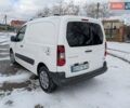 Білий Пежо Partner, об'ємом двигуна 0 л та пробігом 87 тис. км за 4999 $, фото 9 на Automoto.ua
