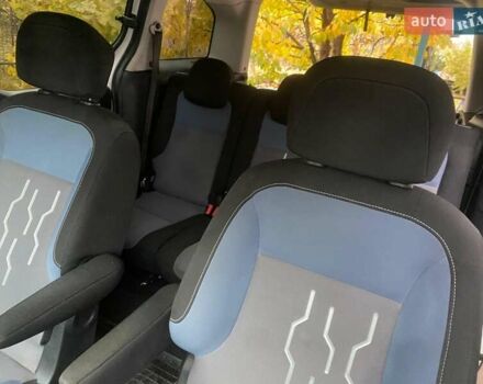 Белый Пежо Partner, объемом двигателя 1.56 л и пробегом 192 тыс. км за 8000 $, фото 9 на Automoto.ua