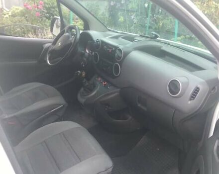 Білий Пежо Partner, об'ємом двигуна 1.6 л та пробігом 250 тис. км за 6200 $, фото 7 на Automoto.ua