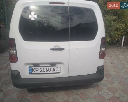 Білий Пежо Partner, об'ємом двигуна 1.6 л та пробігом 250 тис. км за 6200 $, фото 5 на Automoto.ua