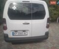 Білий Пежо Partner, об'ємом двигуна 1.6 л та пробігом 250 тис. км за 6200 $, фото 5 на Automoto.ua