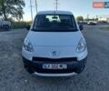 Белый Пежо Partner, объемом двигателя 1.6 л и пробегом 256 тыс. км за 6999 $, фото 18 на Automoto.ua