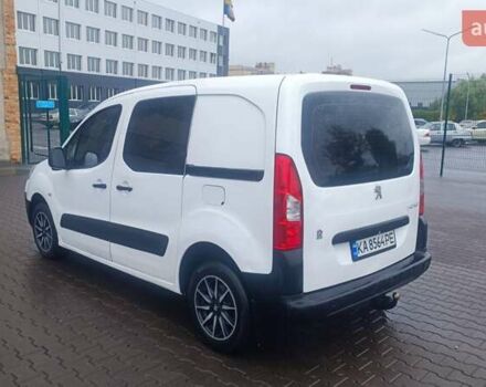 Белый Пежо Partner, объемом двигателя 1.56 л и пробегом 508 тыс. км за 8500 $, фото 4 на Automoto.ua