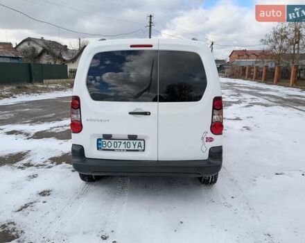 Білий Пежо Partner, об'ємом двигуна 0 л та пробігом 87 тис. км за 4999 $, фото 8 на Automoto.ua