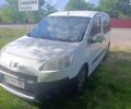 Білий Пежо Partner, об'ємом двигуна 1.6 л та пробігом 350 тис. км за 5500 $, фото 1 на Automoto.ua