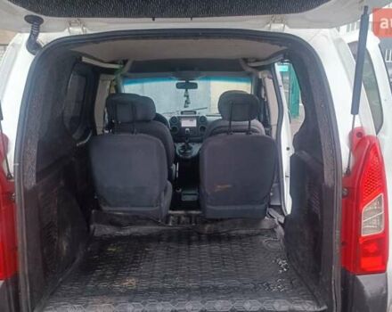 Белый Пежо Partner, объемом двигателя 1.56 л и пробегом 508 тыс. км за 8500 $, фото 5 на Automoto.ua