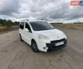 Білий Пежо Partner, об'ємом двигуна 1.6 л та пробігом 249 тис. км за 7500 $, фото 1 на Automoto.ua