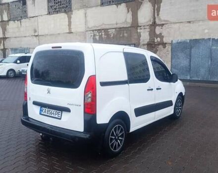 Белый Пежо Partner, объемом двигателя 1.56 л и пробегом 508 тыс. км за 8500 $, фото 10 на Automoto.ua