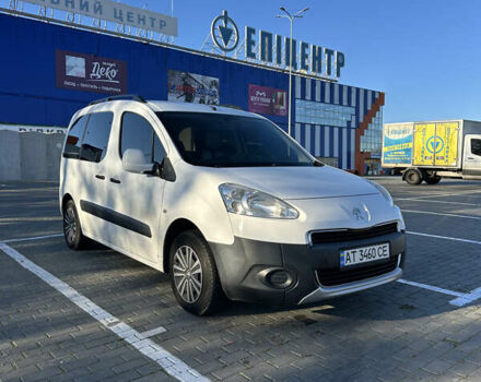 Белый Пежо Partner, объемом двигателя 1.6 л и пробегом 202 тыс. км за 8499 $, фото 2 на Automoto.ua