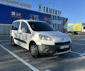 Белый Пежо Partner, объемом двигателя 1.6 л и пробегом 202 тыс. км за 8499 $, фото 2 на Automoto.ua
