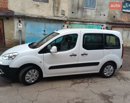 Белый Пежо Partner, объемом двигателя 1.56 л и пробегом 70 тыс. км за 7900 $, фото 7 на Automoto.ua