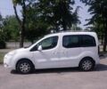 Белый Пежо Partner, объемом двигателя 1.6 л и пробегом 250 тыс. км за 7400 $, фото 3 на Automoto.ua