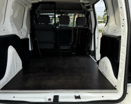 Белый Пежо Partner, объемом двигателя 1.56 л и пробегом 282 тыс. км за 6700 $, фото 8 на Automoto.ua