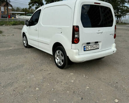 Белый Пежо Partner, объемом двигателя 1.56 л и пробегом 282 тыс. км за 6700 $, фото 4 на Automoto.ua