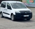 Білий Пежо Partner, об'ємом двигуна 1.56 л та пробігом 380 тис. км за 5200 $, фото 1 на Automoto.ua