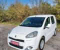 Білий Пежо Partner, об'ємом двигуна 0 л та пробігом 90 тис. км за 7600 $, фото 1 на Automoto.ua