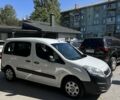 Белый Пежо Partner, объемом двигателя 1.56 л и пробегом 313 тыс. км за 8500 $, фото 1 на Automoto.ua