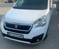 Белый Пежо Partner, объемом двигателя 1.56 л и пробегом 310 тыс. км за 6800 $, фото 1 на Automoto.ua