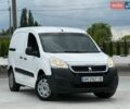 Белый Пежо Partner, объемом двигателя 1.6 л и пробегом 153 тыс. км за 8200 $, фото 1 на Automoto.ua