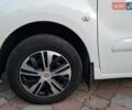 Білий Пежо Partner, об'ємом двигуна 1.6 л та пробігом 201 тис. км за 8800 $, фото 4 на Automoto.ua