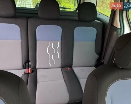 Белый Пежо Partner, объемом двигателя 1.6 л и пробегом 204 тыс. км за 8999 $, фото 11 на Automoto.ua