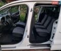 Білий Пежо Partner, об'ємом двигуна 1.6 л та пробігом 201 тис. км за 8800 $, фото 17 на Automoto.ua