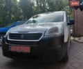 Білий Пежо Partner, об'ємом двигуна 1.6 л та пробігом 132 тис. км за 9500 $, фото 1 на Automoto.ua