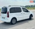 Белый Пежо Partner, объемом двигателя 1.56 л и пробегом 190 тыс. км за 10300 $, фото 16 на Automoto.ua