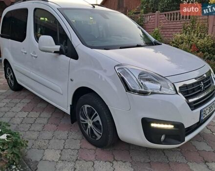 Білий Пежо Partner, об'ємом двигуна 1.6 л та пробігом 201 тис. км за 8800 $, фото 7 на Automoto.ua