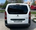 Білий Пежо Partner, об'ємом двигуна 1.6 л та пробігом 212 тис. км за 9999 $, фото 5 на Automoto.ua