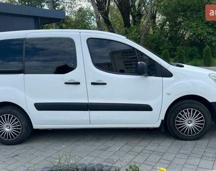 Білий Пежо Partner, об'ємом двигуна 1.6 л та пробігом 212 тис. км за 9999 $, фото 7 на Automoto.ua
