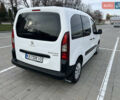 Белый Пежо Partner, объемом двигателя 1.56 л и пробегом 200 тыс. км за 8999 $, фото 4 на Automoto.ua
