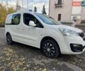 Белый Пежо Partner, объемом двигателя 0 л и пробегом 126 тыс. км за 8790 $, фото 3 на Automoto.ua