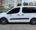 Білий Пежо Partner, об'ємом двигуна 1.6 л та пробігом 212 тис. км за 9999 $, фото 3 на Automoto.ua