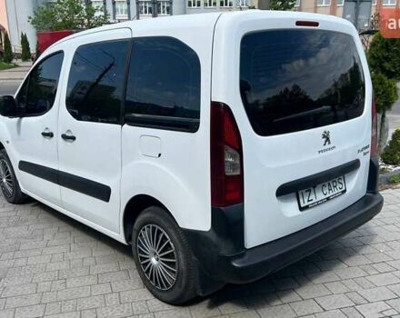 Білий Пежо Partner, об'ємом двигуна 1.6 л та пробігом 212 тис. км за 9999 $, фото 4 на Automoto.ua