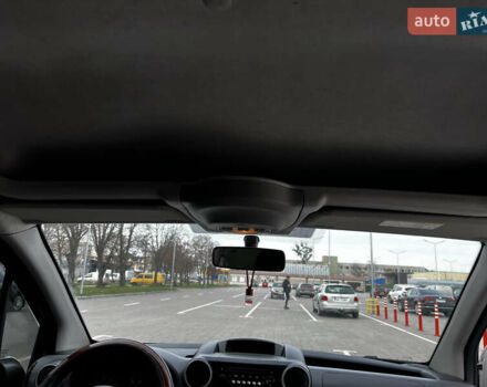 Белый Пежо Partner, объемом двигателя 1.56 л и пробегом 200 тыс. км за 8999 $, фото 14 на Automoto.ua