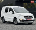 Белый Пежо Partner, объемом двигателя 0 л и пробегом 112 тыс. км за 9450 $, фото 1 на Automoto.ua