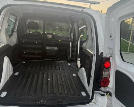 Білий Пежо Partner, об'ємом двигуна 0 л та пробігом 81 тис. км за 12000 $, фото 19 на Automoto.ua