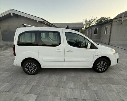 Білий Пежо Partner, об'ємом двигуна 0 л та пробігом 81 тис. км за 12000 $, фото 2 на Automoto.ua