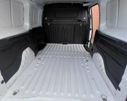 Білий Пежо Partner, об'ємом двигуна 1.6 л та пробігом 178 тис. км за 13950 $, фото 11 на Automoto.ua