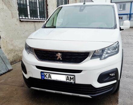 Белый Пежо Partner, объемом двигателя 1.6 л и пробегом 170 тыс. км за 16000 $, фото 14 на Automoto.ua