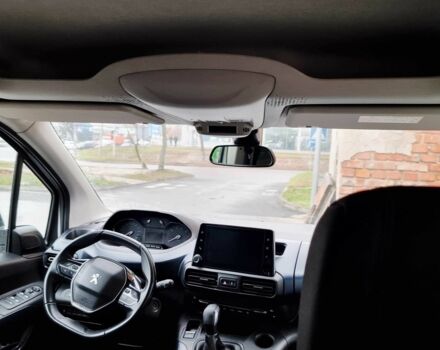 Білий Пежо Partner, об'ємом двигуна 1.6 л та пробігом 170 тис. км за 15900 $, фото 12 на Automoto.ua