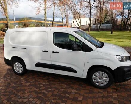 Білий Пежо Partner, об'ємом двигуна 1.6 л та пробігом 178 тис. км за 13950 $, фото 7 на Automoto.ua