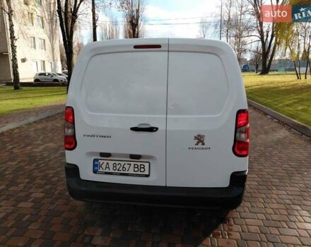 Білий Пежо Partner, об'ємом двигуна 1.6 л та пробігом 178 тис. км за 13950 $, фото 2 на Automoto.ua