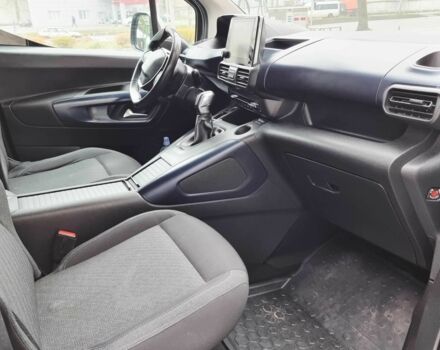 Білий Пежо Partner, об'ємом двигуна 1.6 л та пробігом 170 тис. км за 15900 $, фото 8 на Automoto.ua